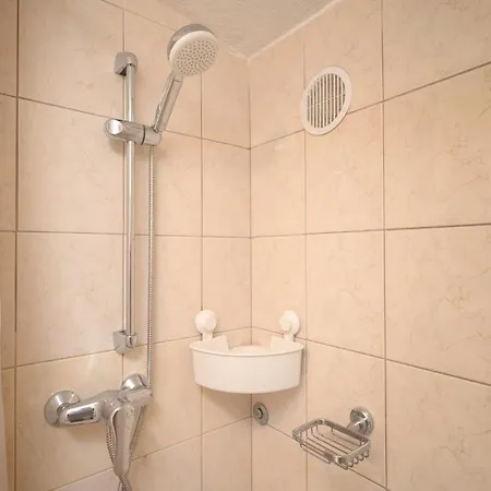 Bucket List - Zf Hvar * フヴァル